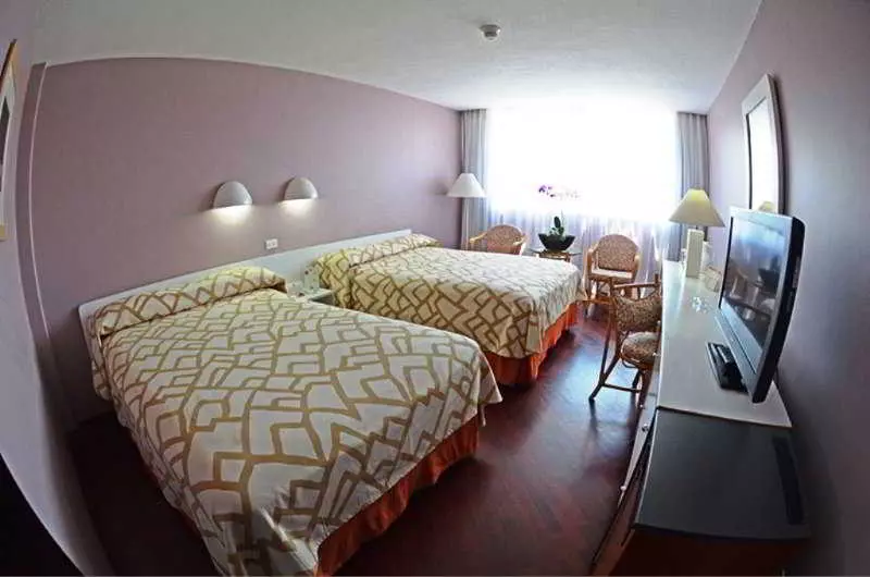 ホテル Paseo Las Mercedes