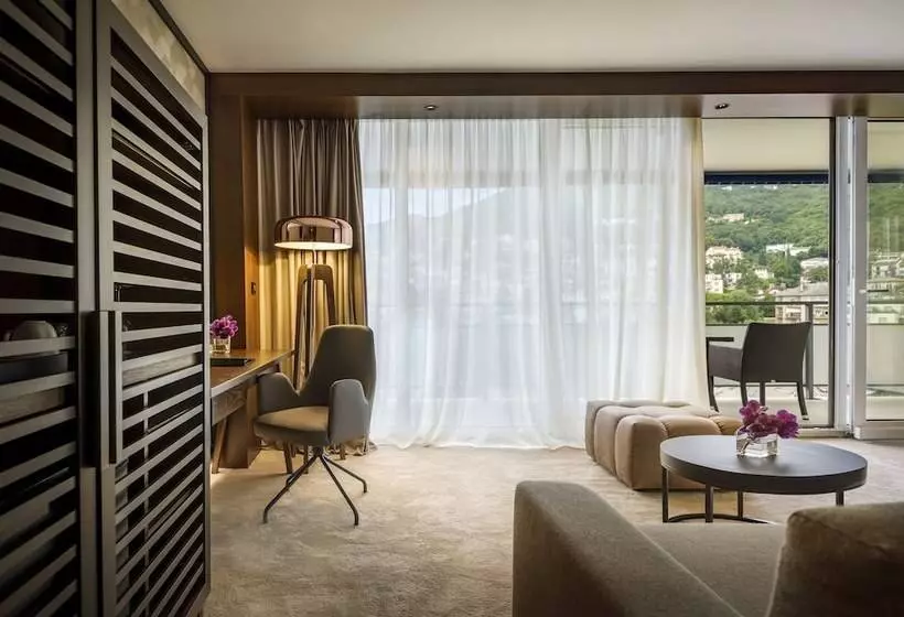 בית מלון כפרי Ambasador  Liburnia