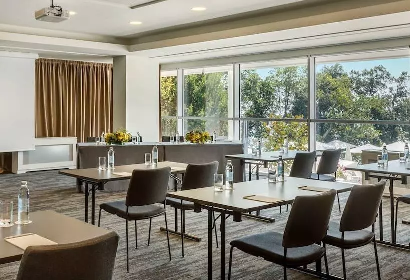 בית מלון כפרי Ambasador  Liburnia