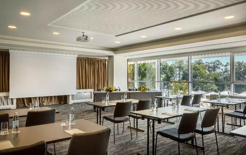 בית מלון כפרי Ambasador  Liburnia