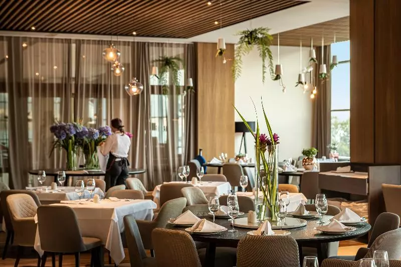 בית מלון כפרי Ambasador  Liburnia