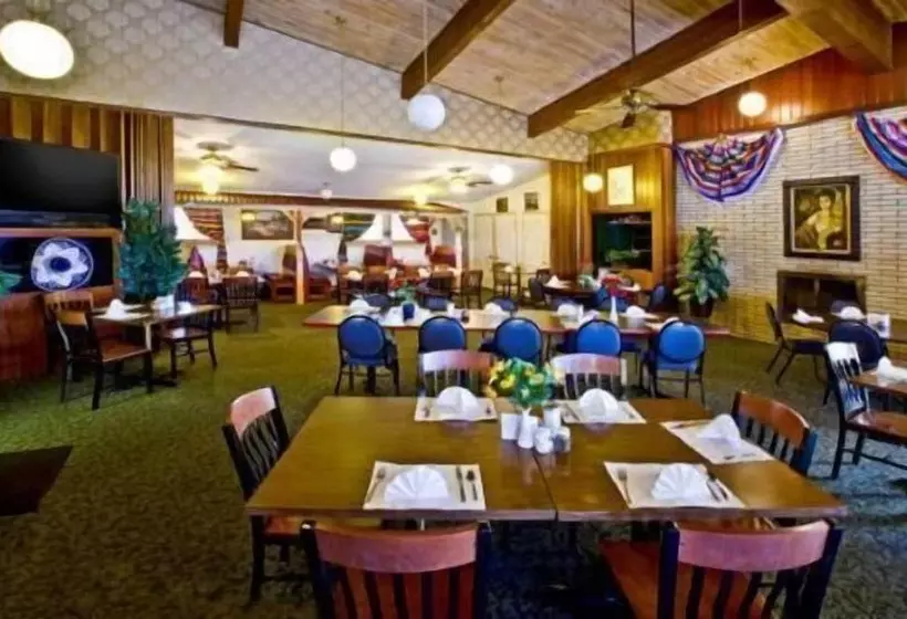 Hotel Casa Lemus Inn