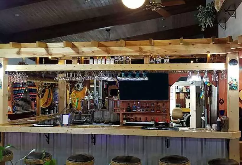 Hotel Casa Lemus Inn