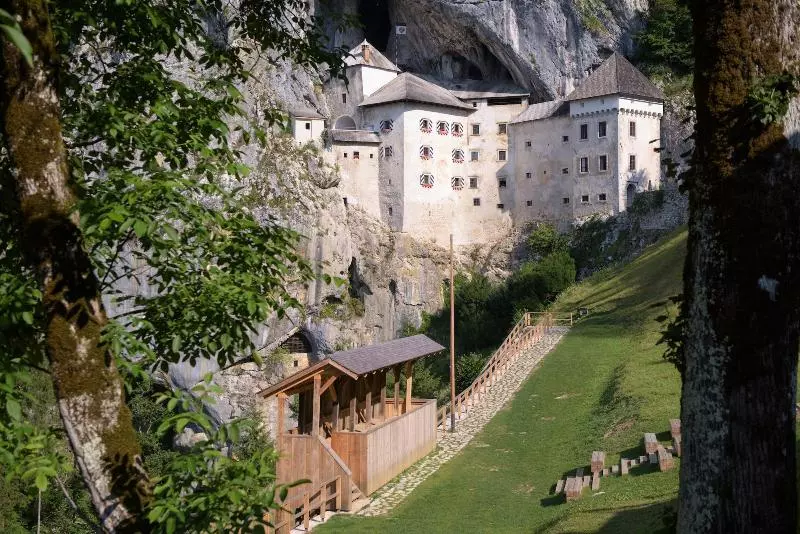 Postojna Cave Hotel Jama