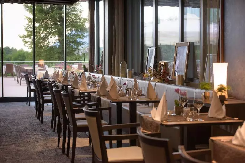 Postojna Cave Hotel Jama