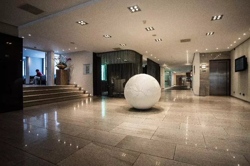 בית מלון כפרי Pullman Eindhoven Cocagne