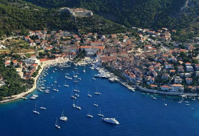 Szálloda Sirena Hvar