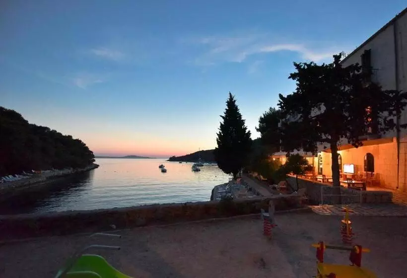 Szálloda Sirena Hvar