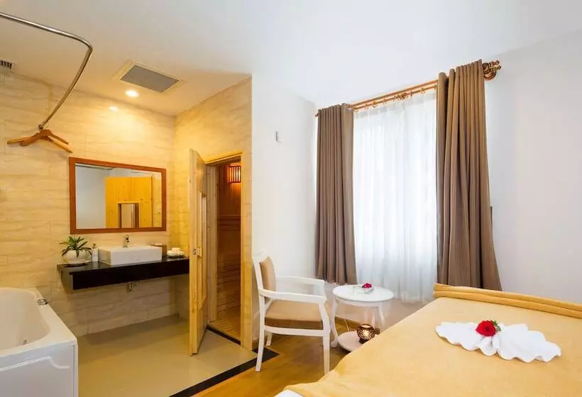 Ttc Hotel   Michelia