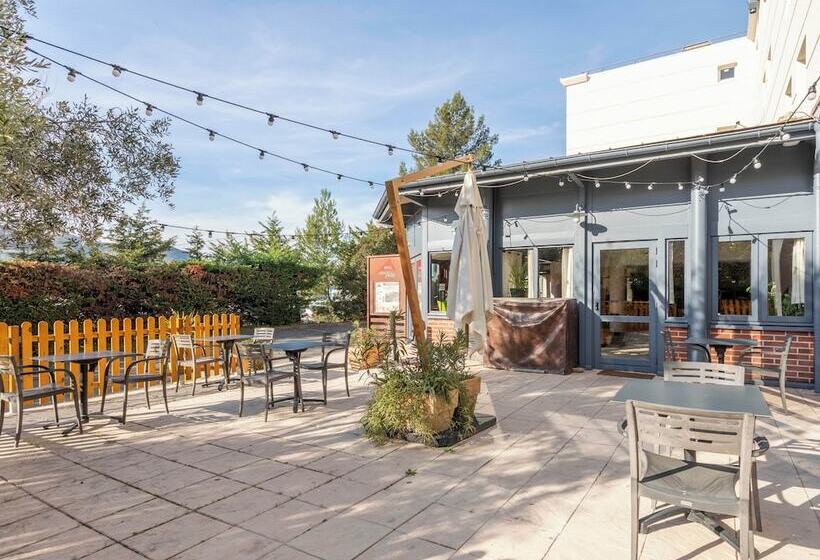 B&b Hotel Marseille La Valentine Porte D Aubagne