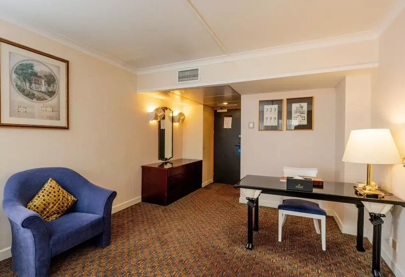 Grand Skylight Hotel Royal