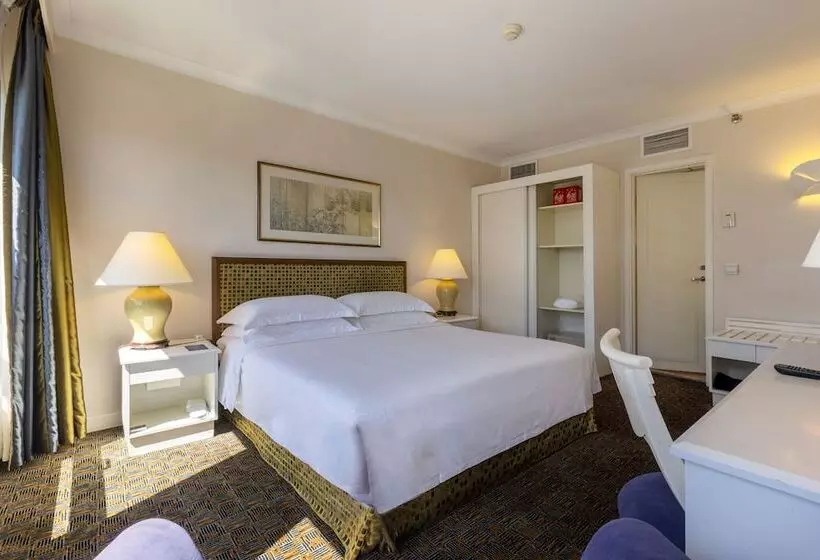 Grand Skylight Hotel Royal