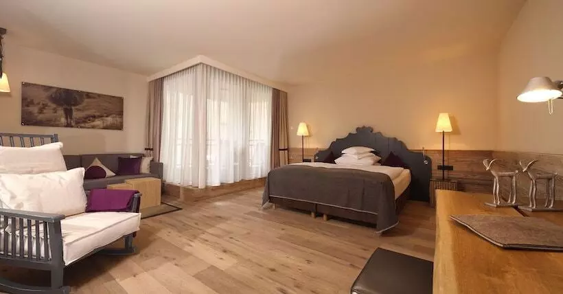 Отель Bergland Design  Und Wellness