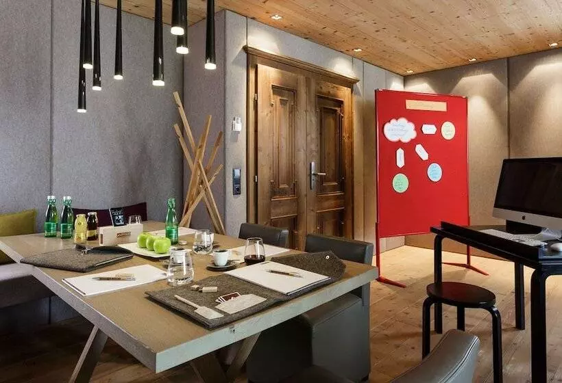 Отель Bergland Design  Und Wellness