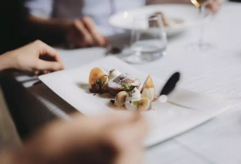 Отель Bergland Design  Und Wellness