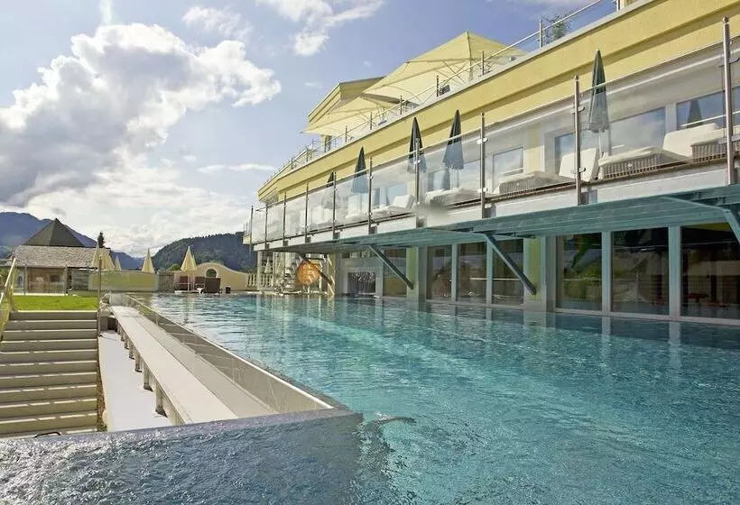 Отель Dilly Das Nationalpark Resort