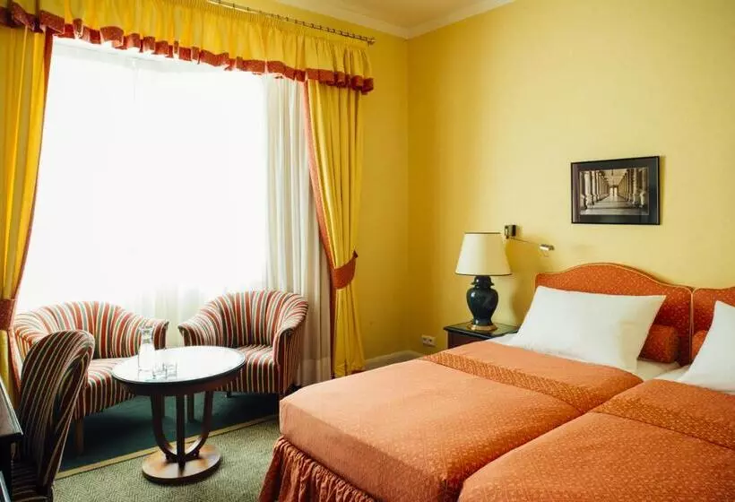 فندق Dvorak Spa & Wellness