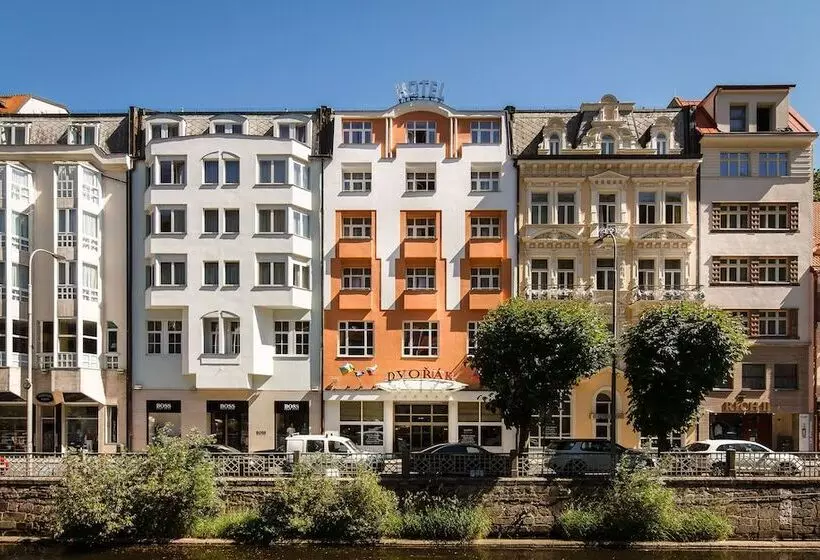 فندق Dvorak Spa & Wellness