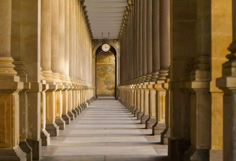 فندق Dvorak Spa & Wellness