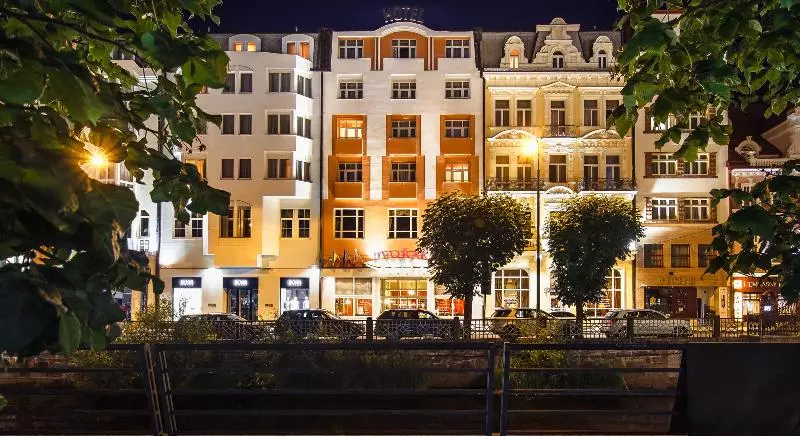 فندق Dvorak Spa & Wellness