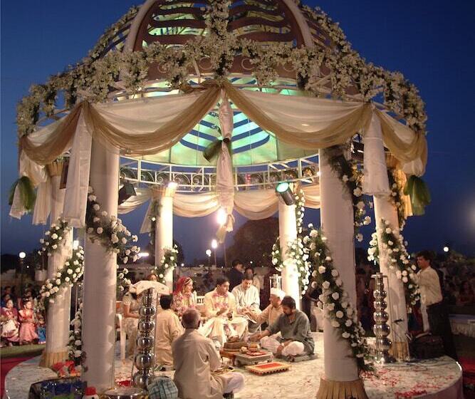 Hotel Express Towers