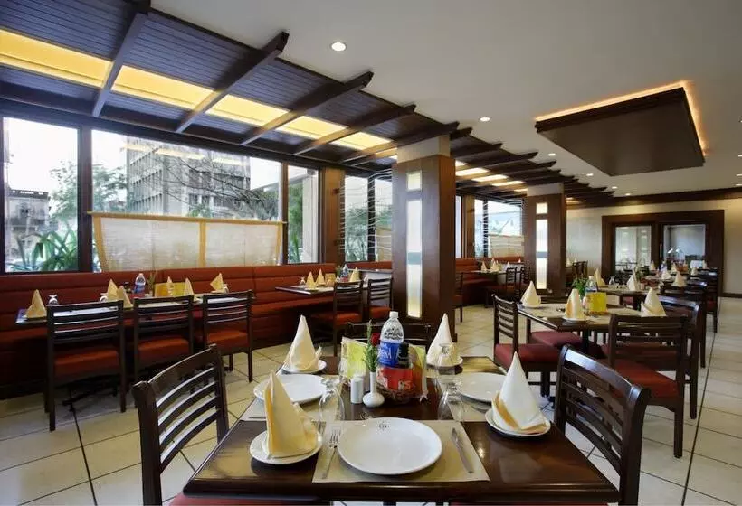 Hotel Express Towers