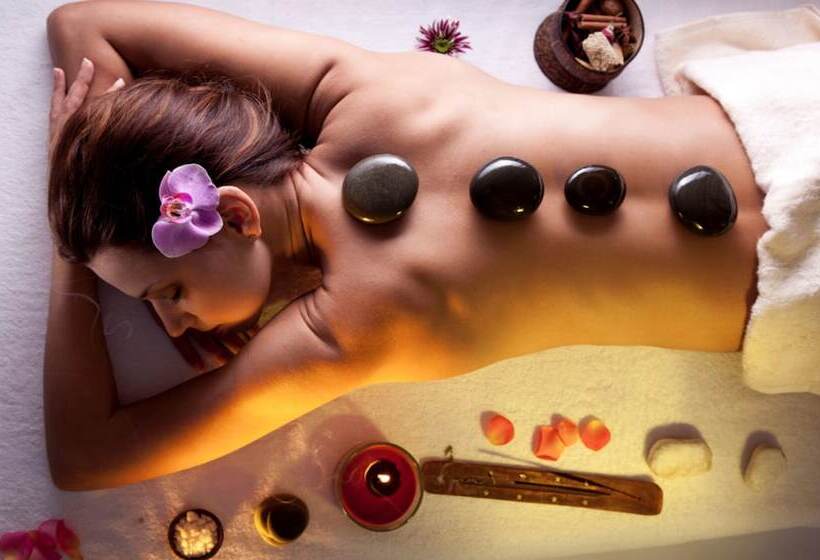 Hotel Express Towers