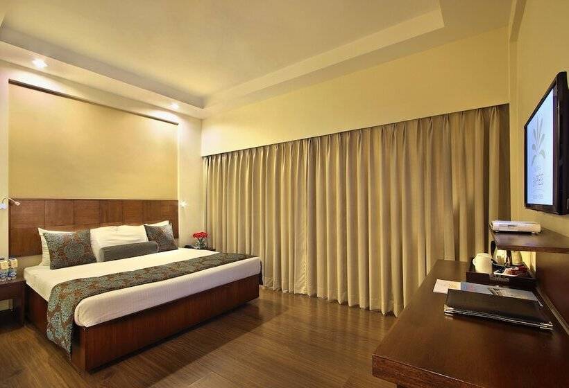 Hotel Express Towers