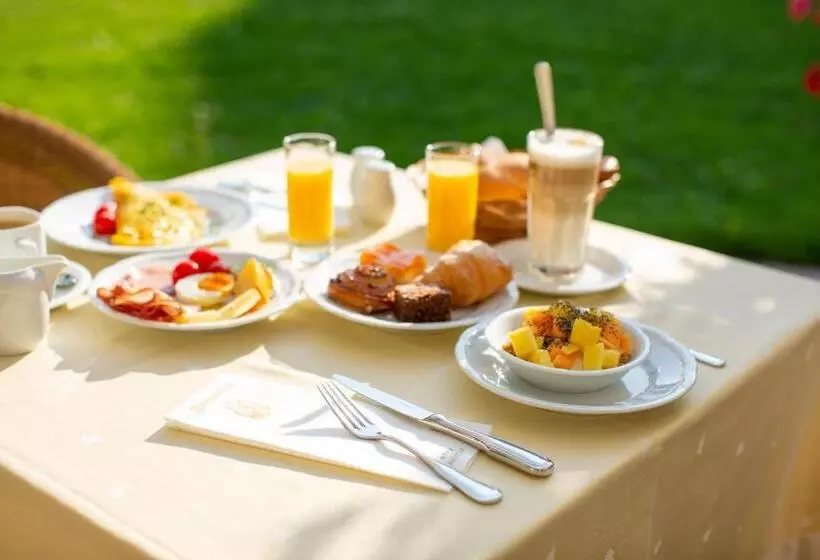 בית מלון כפרי Friesacher