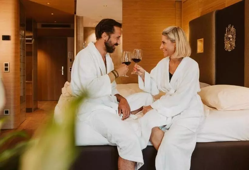 בית מלון כפרי Friesacher