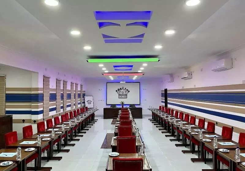 New Fairmount Hotel And Casino