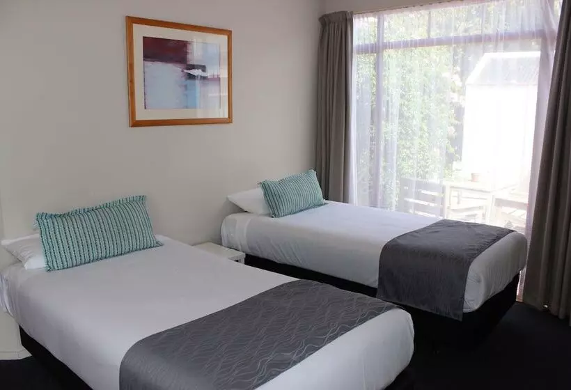 ホテル Quality Inn Acapulco Taupo