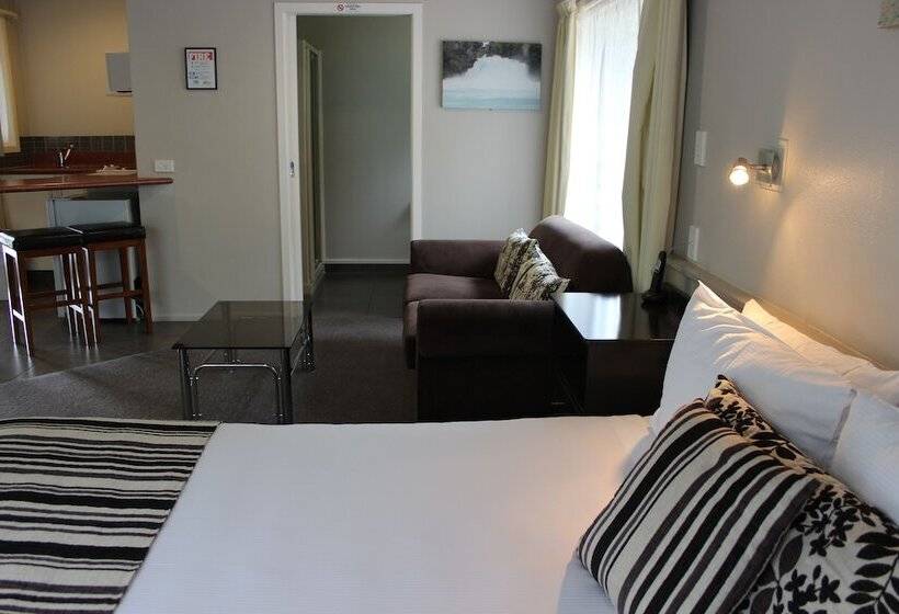 בית מלון כפרי Quality Inn Acapulco Taupo