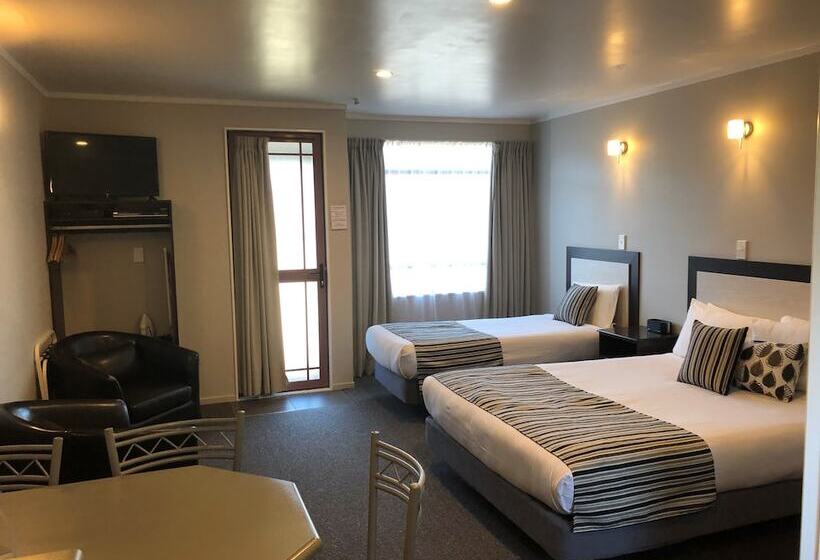 בית מלון כפרי Quality Inn Acapulco Taupo