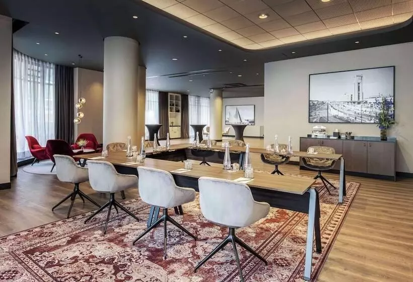 هتل Radisson Collection Grand Place Brussels