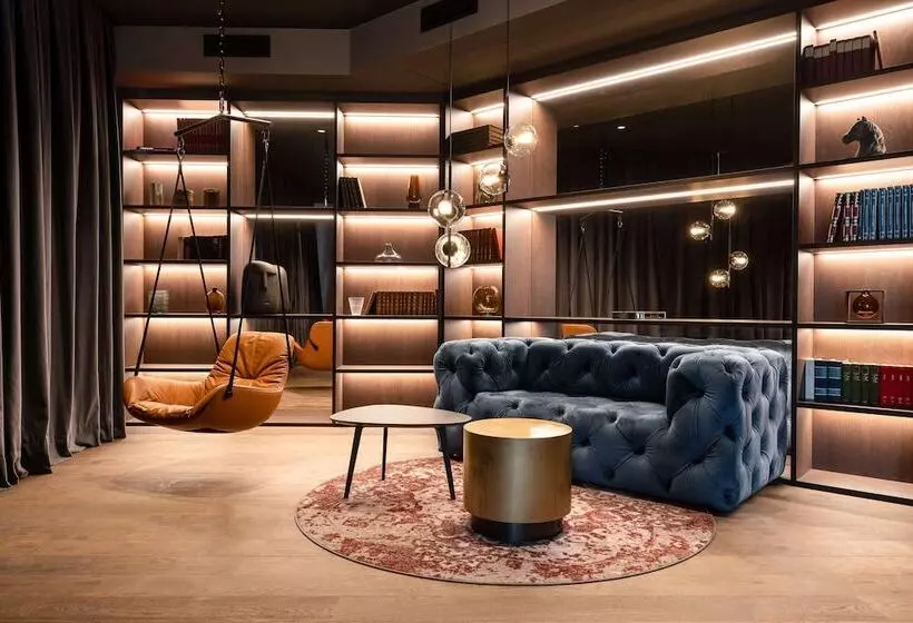 هتل Radisson Collection Grand Place Brussels