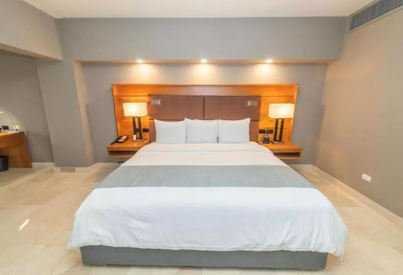 Radisson Hotel Santo Domingo