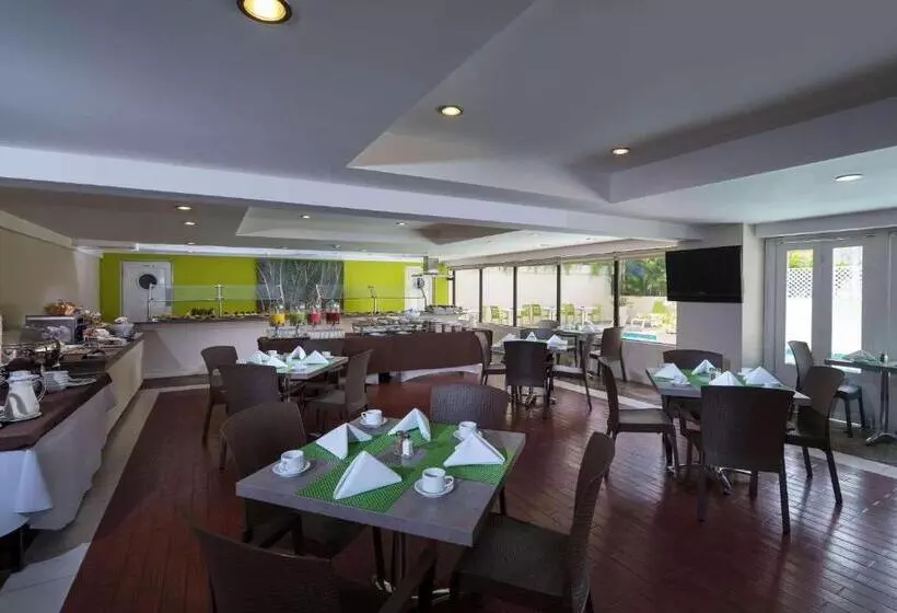 Radisson Hotel Santo Domingo