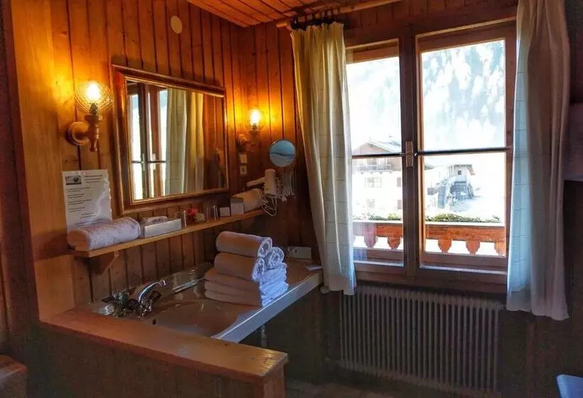 فندق Schlosswirt