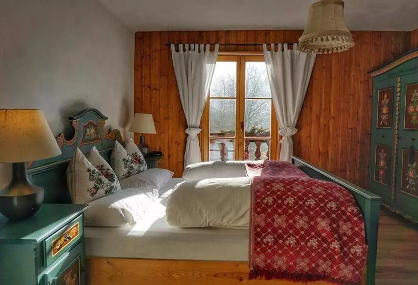 فندق Schlosswirt