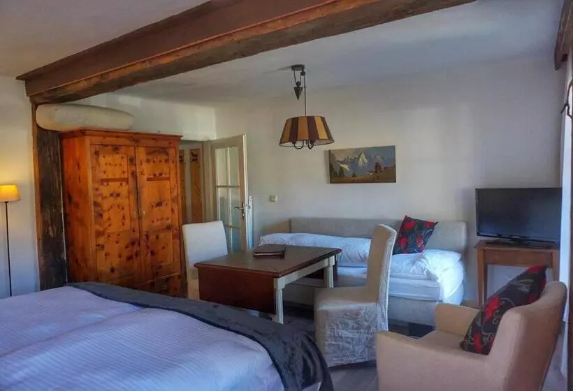 فندق Schlosswirt