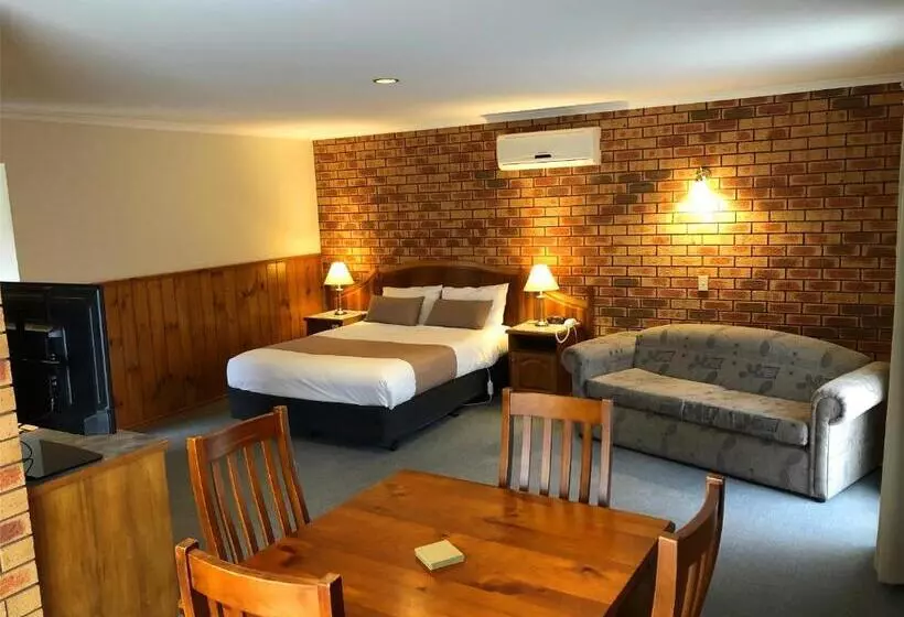 酒店 Victoriana Motor Inn