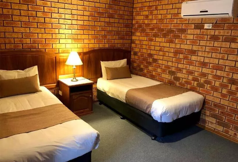 酒店 Victoriana Motor Inn