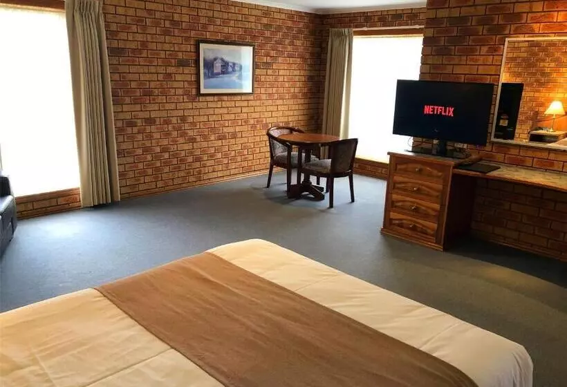 酒店 Victoriana Motor Inn