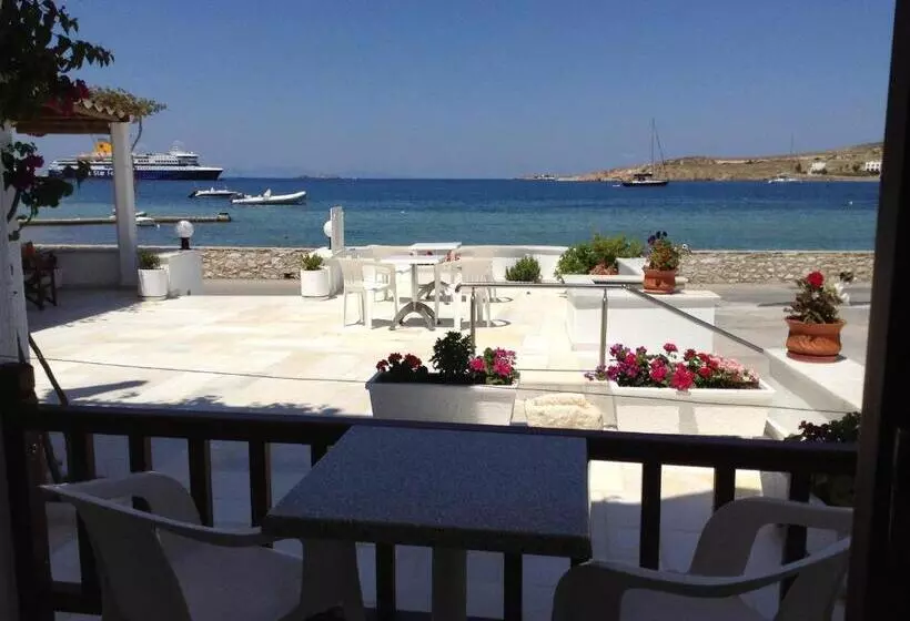 Irene Hotel Beachfront