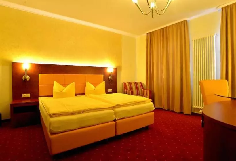 Отель Arena City