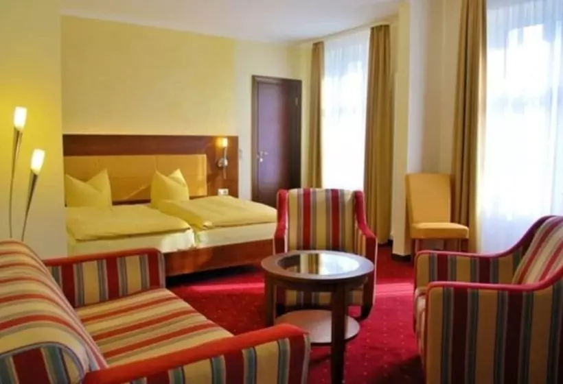 Отель Arena City