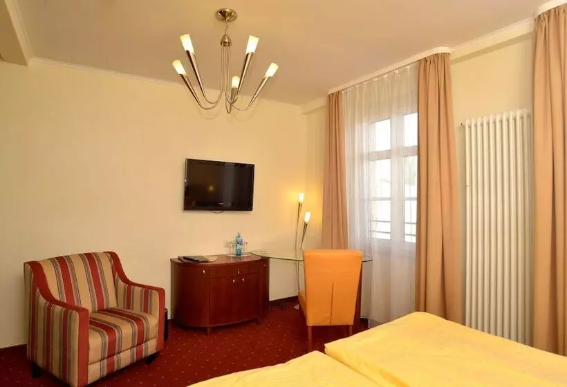 Отель Arena City