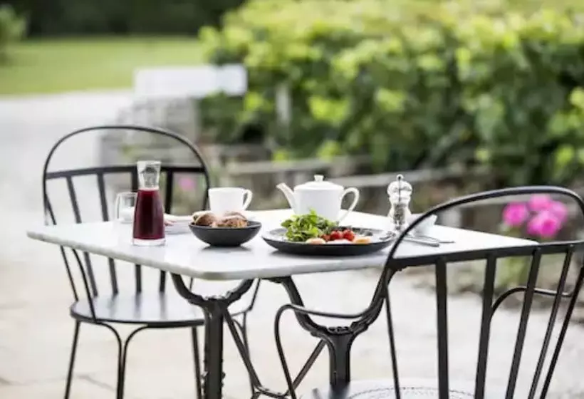 Hotel Chateau Cordeillanbages