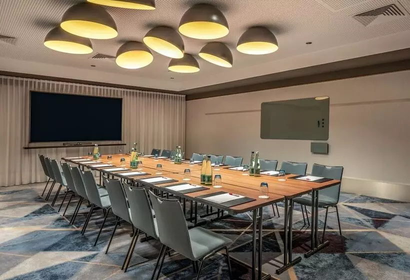 בית מלון כפרי Frankfurt Marriott